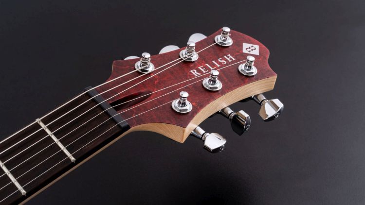 E-Gitarre-Relish-Modell-Mary-MA14P-flamed-bordeaux_0003.jpg